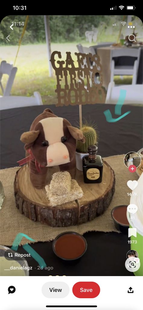 My First Rodeo Birthday Centerpieces, My First Rodeo Table Centerpiece, Charro Party Decoration, Vaquero Baby Shower Ideas, Rodeo Centerpieces, Cowboy Mickey Mouse Party, Baby Shower Vaquero, Cowboy Centerpiece Ideas, Vaquero Theme Party