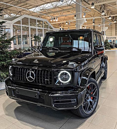 StepCorrectUk’s Instagram photo: “G63 AMG🇩🇪🇪🇺” Mercedes Benz G Wagon, Benz G Wagon, Mercedes Jeep, G 63 Amg, Benz Suv, Luxury Cars Range Rover, Mercedes G63, Mercedes Suv, Mercedes G Wagon