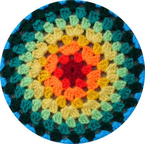 Granny Circle, Crochet Circle Pattern, Granny Square Pattern Free, Granny Pattern, Pattern Rainbow, Crochet Circles, Crochet Square Patterns, Granny Squares Pattern, Granny Square Crochet Pattern