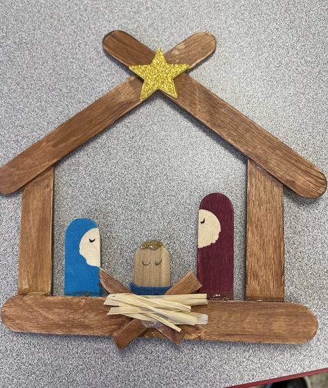 Nativity Popsicle Stick Craft, Popcical Stick Crafts Christmas, Popsicle Stick Nativity Craft, Popcical Craft Christmas, Popsicle Stick Manger Craft, Popsicle Stick Manger, Popsicle Stick Nativity, Icecreamsticks Crafts, Parent Christmas Gifts