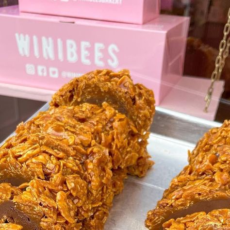 🧁💗🍪 WINIBEES BAKERY 🍪💗🧁 on Instagram: "🧡Caramel Cornflake Swiss Roll is not on next weeks menu guys 👀 this is the sign you needed to come get one before they are gone ✨ • • • #fudgyblondies #fudgybrownies #foodpics #postalbakes #postalcookies #postalbrownies #postalblondies #postaltreats #pinkbakery #instafood #baker #baking #bakersofinstagram #desserts #nyccookies #instabakes #sheringham #smallbusiness #kinder #biscoff #cakeshop #norfolkliving #northnorfolk" Caramel Cornflake Swiss Roll, Yummy Food Ideas, Swiss Roll, Fudgy Brownies, Cake Shop, Next Week, Food Pictures, Get One, Food Ideas