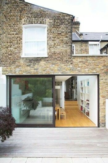 love this Victorian Extension, Modern Patio Doors, Side Return, Screen Doors, Sliding Glass Doors, Victorian Terrace, Modern Patio, Kitchen Extension, Terraced House