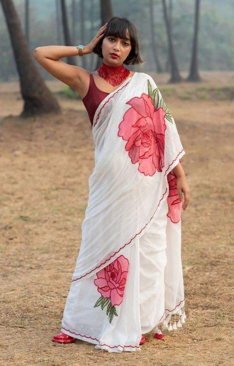 low rate and king quality linen with flower handwork fancy saree colleciton at best wholesale rate Designer Party Wear Saree, Painted Saree, Wedding Wear Saree, Saree Painting Designs, Saree Painting, Fancy Saree, Indian Saree Blouses Designs, Hand Painted Sarees, Party Wear Saree