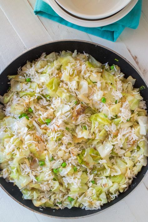 Cabbage And Rice Recipes, Rice And Cabbage, Buttered Rice, Cabbage And Rice, Cabbage Recipes Healthy, Buttered Cabbage, Vegetarian Rice, Cabbage Casserole Recipes, Cabbage Rice