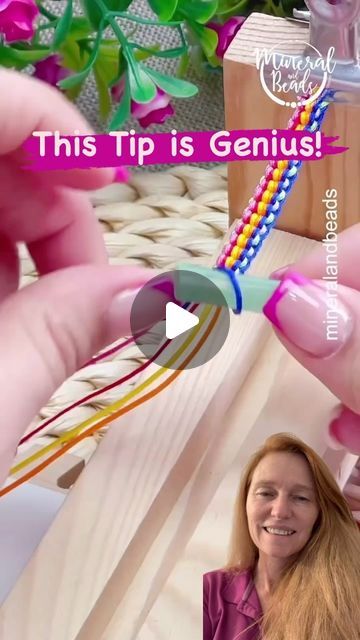 Thousands of Tips on Instagram: "Hello Bracelet enthusiasts! ✨  Level up your friendship bracelet game with this genius tip!  Imagine weaving a rainbow of colors into a dazzling bracelet using just 7 different threads and... a straw?  Yep, you heard right!  This simple straw trick helps you create intricate patterns with ease.  Think stripes, chevrons, even hearts – the possibilities are endless!  This project is perfect for anyone who wants to add a touch of personalized flair to their wrist.  So ditch the complicated looms and embrace the magic of straw-assisted weaving. Enjoy crafting your own colorful straw-woven bracelet masterpiece!  #StrawWeavingMagic #FriendshipBraceletLove #SomethingUnique #SevenColorSpectrum #StrawHelperTrick #PatternPerfection #StripesAndChevrons #HeartsOnYourWr Straw Weaving Bracelet, Rainbow Bracelet Patterns, Bracelet Game, Straw Weaving, Yarn Bracelets, Rainbow Chevron, Chevron Bracelet, Thread Bracelets, Woven Bracelet