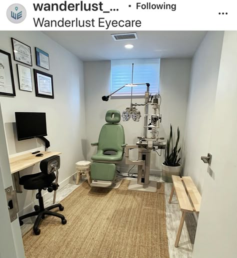 Optometrist Office, Doctor Office Design, Eyewear Store Design, Optometry Office, Doctors Office Decor, Room Color Combination, Eye Clinic, Medical Office Decor, Dental Office Design Interiors