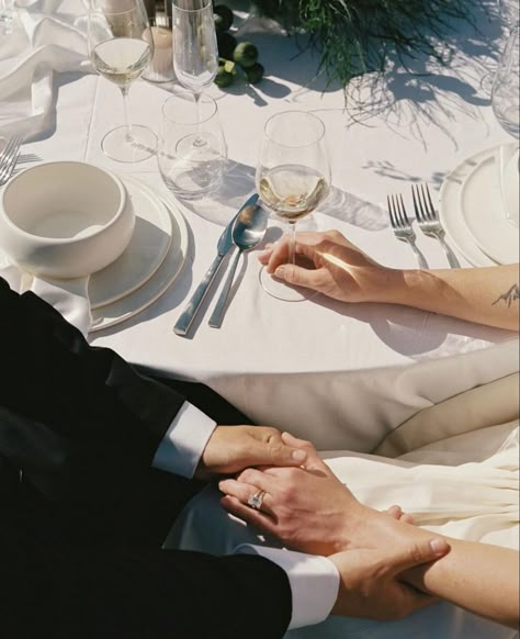 Wedding Table Detail Shots, Sea Ranch Lodge, Artsy Wedding, Northern California Coast, Documentary Wedding Photos, Wedding Shot List, Sea Ranch, Reception Photos, Wedding Photography Styles