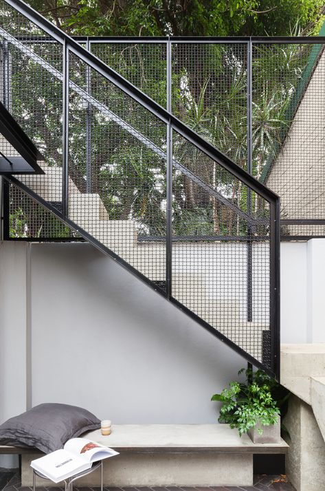 Gallery of Double Life House / Breathe Architecture - 2 House Railing, Stairs Detail, Stairs Concrete, Metal Deck Railing, Staircase Handrail, Steel Stairs, Exterior Stairs, Metal Stairs, Concrete Stairs