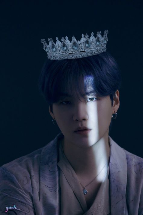 Suga Prince, Purple Royal Aesthetic, Suga Cute Pics, Yoongi King, Suga King, Prince Yoongi, Bts For You, Bts Mafia, King Pic