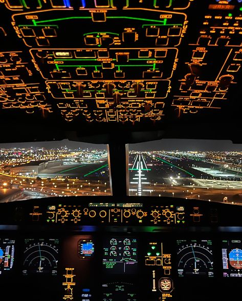 ✈ Airbus A330-343 - Swiss International Air Lines 📸 Bruno Camenzind 💙 www.instagram.com/infoaviacaooficial Airplane Cockpit Aesthetic, Airbus A380 Emirates, Pilots Quotes Aviation, Aviation Room, Plane Window View, Pilot Life, Plane Wallpaper, Pilot Career, Pilot Quotes