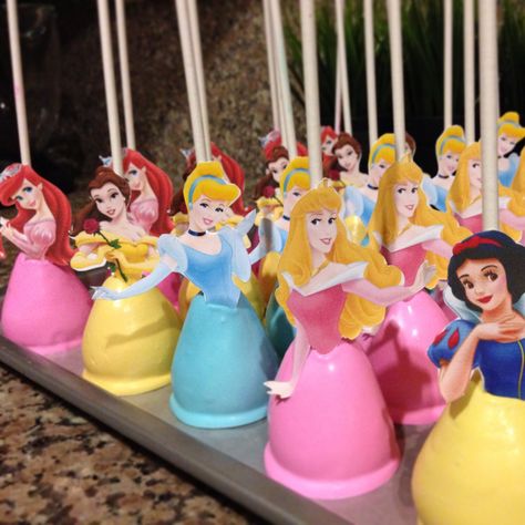 Disney Princesses Cake Pops Princess Dress Cake, Disney Cake Pops, Princess Cake Pops, Princess Birthday Party Decorations, Princess Printables, Disney Princess Cake, Disney Princess Birthday Party, Cake Liner, Cake Pop Molds