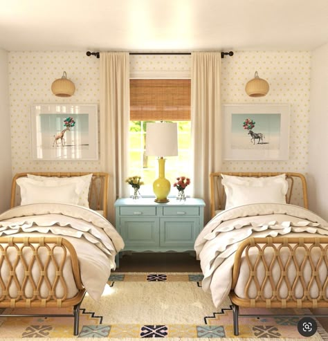 How to Get a Collected Look in a Twin Bedroom - Cindy Hattersley Design Beach Twin Bedroom Ideas, Guest Bedroom Ideas Twin Beds, Nursery With Guest Bed, Twin Bedroom Decor, Twin Ideas, Twin Beds Guest Room, Twin Girl Bedrooms, Sister Bedroom, Guest Bedroom Ideas