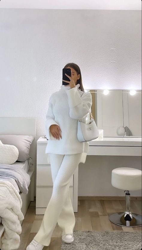 Monochromatic Leggings Outfit, Neutral Layers Outfit, Zara Set Outfit, Zara Sets, Matching Pajama Sets, Womens 2 Piece Outfits, Zara Set, Oversized Knit Sweater, Matching Pajama