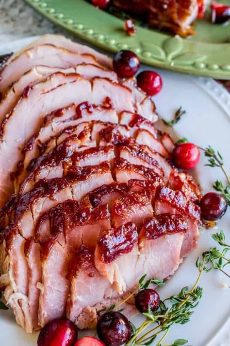 Homemade Ham Glaze, Christmas Ham Recipes, Easy Christmas Dinner, Ham Dinner, Ham Glaze Recipe, Holiday Ham, Christmas Dinner Menu, Christmas Ham, Glazed Ham