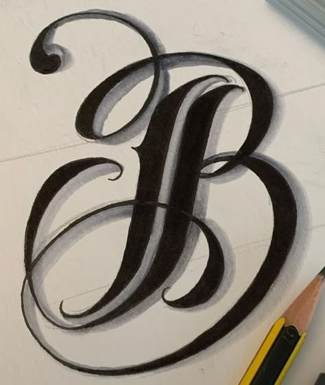 Letter B Tattoo, Gecko Wall Art, Tattoo Lettering Alphabet, Tattoo Lettering Design, Lettering Styles Alphabet, Chicano Lettering, Tattoo Lettering Styles, Cute Owls Wallpaper, Drawings For Boyfriend