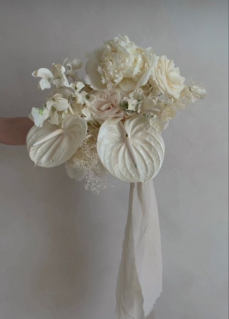 Bridal Bucket Flower, Ethereal Bridal Bouquet, Classy Wedding Bouquet, Glam Wedding Bouquet, Brides Flowers Bouquet, Exotic Wedding, Orchid Bouquet, White Wedding Theme, Bridal Bouquet Flowers