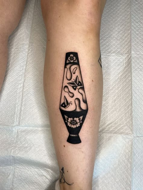 Lava Lamp Tattoo, Crystal Ball Tattoo, Lamp Tattoo, Traditional Tattoo Inspiration, Blackout Tattoo, Tattoo Portfolio, Knee Tattoo, Minimalist Tattoos, Badass Tattoos