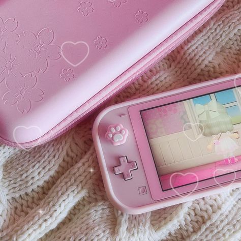 Pink Switch Lite, Nintendo Light, Pink Switch, Nintendo Lite, Clear Phone Case Design, Pink Core, Nintendo Switch Accessories, Kawaii Core, All Pink