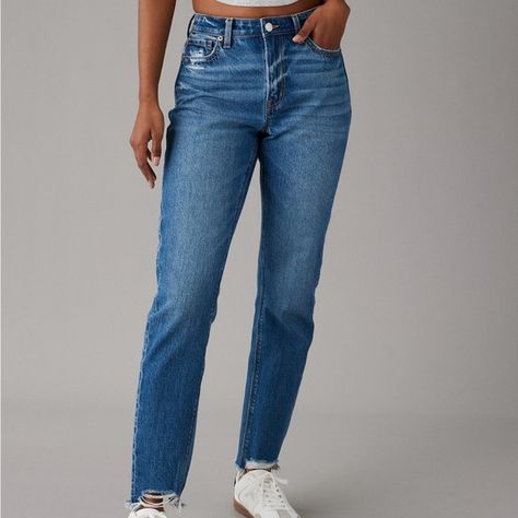 AE STRIGID MOM JEAN Mom Jean, Bright Stars, Jeans Shop, American Eagle Outfitters, Mom Jeans, American Eagle, Size 6, Tags, Outfit Inspo