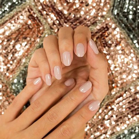 Are you looking for the perfect go-to design for your next manicure? Treat yourself to a neutral nail look with Giza Sands's cool beige. Get salon perfect nails at home with Color Street! #fallnaildesign #easynaildesign #colorstreetnails Neutral Nail, Glitter French Manicure, Fall Nail Colors, Neutral Nails, Clear Nails, Nail Bar, Nail Polish Strips, Color Street Nails, Giza