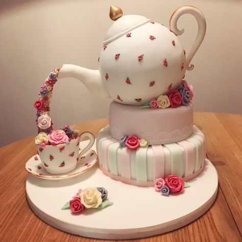 Pouring teapot cake with fondant teacup Teapot Cake, Tea Party Cake, Fondant Cake Designs, Kitchen Party, Cake Pricing, Cake Online, Cake Designs Birthday, Birthday Cake Kids, Tea Cakes