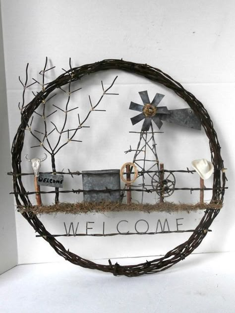 Barb Wire Wreath, Barb Wire Art, Barbed Wire Decor, Barbed Wire Wreath, Barbed Wire Crafts, Barb Wire Crafts, Home Art Ideas, Barbed Wire Art, Wire Decor