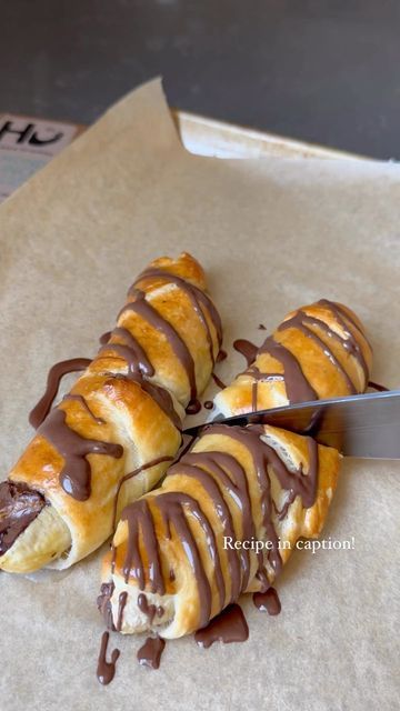 Hu Chocolate, Banana Dessert Recipes, Breakfast Specials, Milk Chocolate Bar, Chocolate Roll, Chunky Monkey, Breakfast Sweets, Crescent Roll Recipes, Crescent Dough