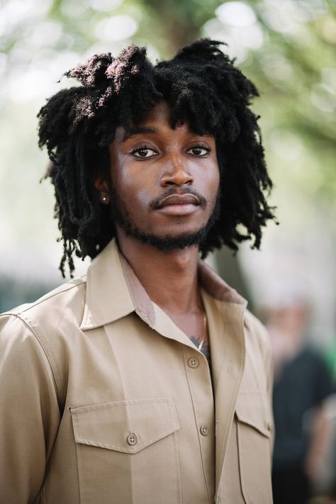 Wick Hair Styles Black Men, Freeform Dreads, Mens Dreadlock Styles, Freeform Locs, Punk Hairstyles, Dread Wraps, Shaved Side Hairstyles, Dreadlock Hairstyles For Men, Afro Men