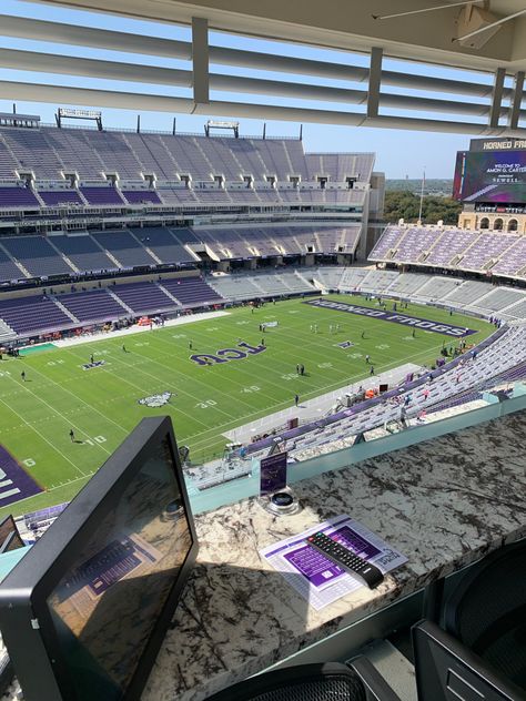 College Football Stadiums, Football Stadium Concept, Amex Stadium, Abandoned Football Stadium, Bank Of America Stadium, Weight Room, Mlb Stadiums, National Stadium, Horned Frogs