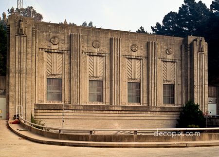 Arts And Crafts House Interior, Art Deco Exterior, Morro Bay California, Architecture Gallery, Arts And Crafts Interiors, Arts And Crafts Storage, Berkeley California, Streamline Moderne, Arts And Crafts Furniture