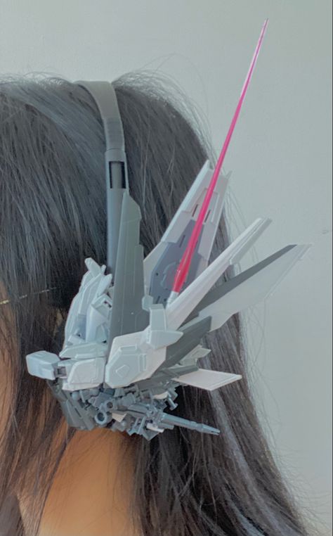 Cyberpunk Head Accessories, Mecha Wings Headset, Cyberpunk Earpiece, Mecha Headphones Diy, Cyberpunk Crafts, Cybercore Headphones, Gundam Headset, Cyberpunk Headpiece, Cybercore Accessories