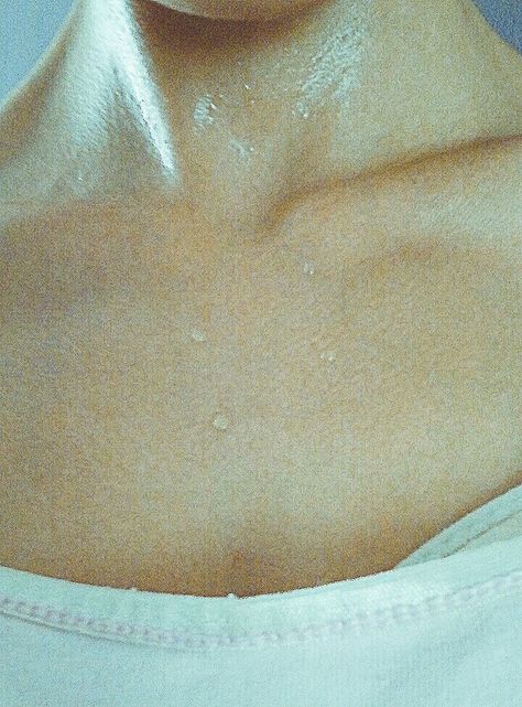 Sweat photo photography sharp wet skin Sweat Photography Skin, Drawing Wet Skin, Sweaty Skin Aesthetic, Wet Skin Photoshoot, Wet Skin Photography, Wet Skin Reference, Sweaty Photoshoot, Sweating Photography, Sweating Aesthetic