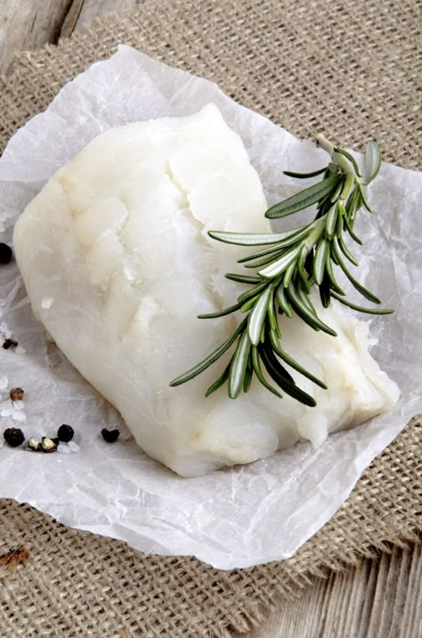 How to Prepare Lutefisk | eHow.com Lutefisk Recipe, Baked Sea Bass, Norwegian Cuisine, Viking Food, Pure Protein, Norwegian Food, Scandinavian Food, Swedish Recipes, Fish And Seafood