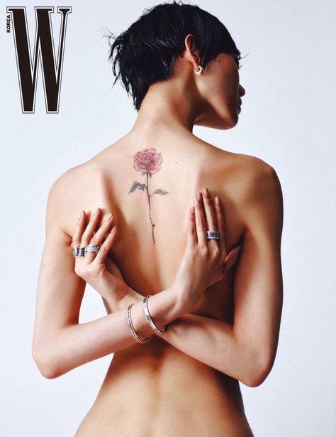 Sora Choi Magazine, Sora Choi Tattoo, Choi Sora, Sora Choi, Model Tattoo, Elle Spain, W Korea, Vogue Japan, Poses References