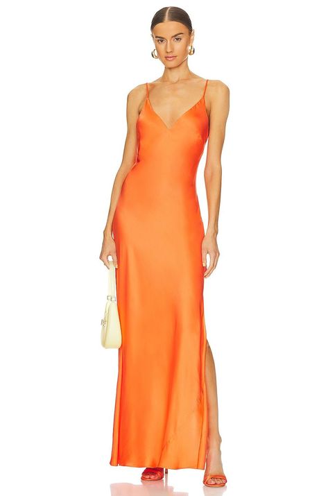 The 22 most chic bright orange wedding guest dresses for this fall and autumn! Be the best dressed wedding guest in dresses by Norma Kamali, Solace London, Amanda Uprichard, Nookie, Reformation, L'agence & more. Stylish orange wedding guest dress outfit ideas in a range of of shades (tangerine, coral, burnt orange) and a variety of styles (long, midi, short, one shoulder) for black tie and formal events. Bright Orange Wedding, Orange Long Dresses, Orange Formal Dresses, Designed Dresses, Bright Orange Dress, Orange Gown, Orange Bridesmaid, Italian Fabrics, Orange Bridesmaid Dresses