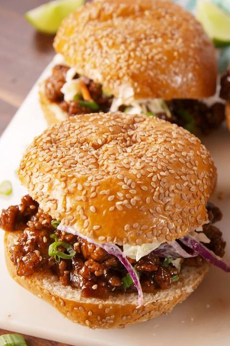 Asian Sloppy Joes vertical Sloppy Joe Bar, Ground Pork Recipes, Joe Recipe, Dinner Sandwiches, Sloppy Joes Recipe, Sloppy Joe, Burgers Sandwiches, Woks, Sloppy Joes