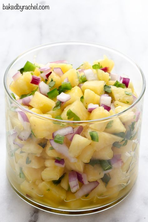 Sweet and spicy pineapple salsa recipe from @bakedbyrachel Pineapple Salsa Recipe, Spicy Pineapple, Lake Party, Mexican Night, Salsa Sauce, Aloha Party, Cowboy Caviar, Fruit Salsa, Pineapple Salsa