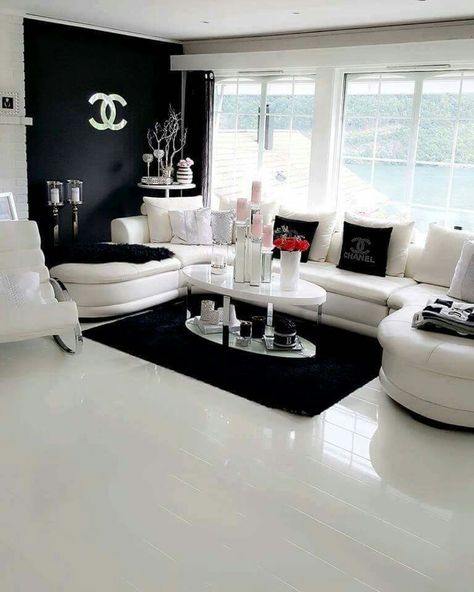 . Chanel House, Amazing Interior Design, Design House Interior, Interior Design House, New Interior Design, Living Room Decor Cozy, White Living Room, Living Room Design, Design Living Room