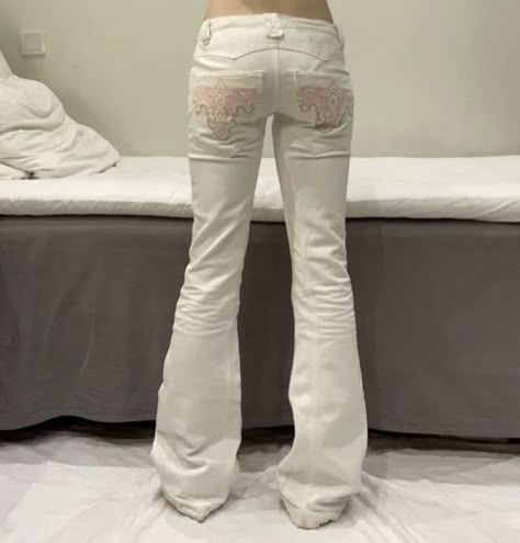 White Jeans Outfit Y2k, Coquette Bottoms, White Jeans Y2k, Coquette Finds, Coquette Pants, Flare Jeans Outfit, White Flared Jeans, 2000s Clothing, Apple Bottom Jeans