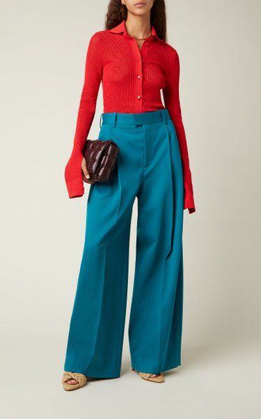 Pleated Gabardine Wide-Leg Pants By Bottega Veneta | Moda Operandi Contrasting Colors Outfit, High Contrast Outfits, Complementary Colors Fashion, Vibrant Clothes, Colored Pants Outfits, Contrast Outfit, Turquoise Pants, Turquoise Clothes, Vibrant Outfits