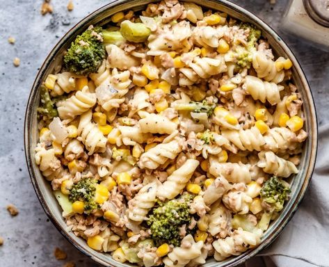 This vegan tuna pasta is a refreshing and flavorful meal for all you pasta lovers! Vegan Tuna Pasta, Tuna Corn Pasta, Vegan Tuna, Vegan Entrees, Creamy Pasta Sauce, Corn Pasta, Flavorful Vegetables, Tuna Pasta, Hello Fresh Recipes