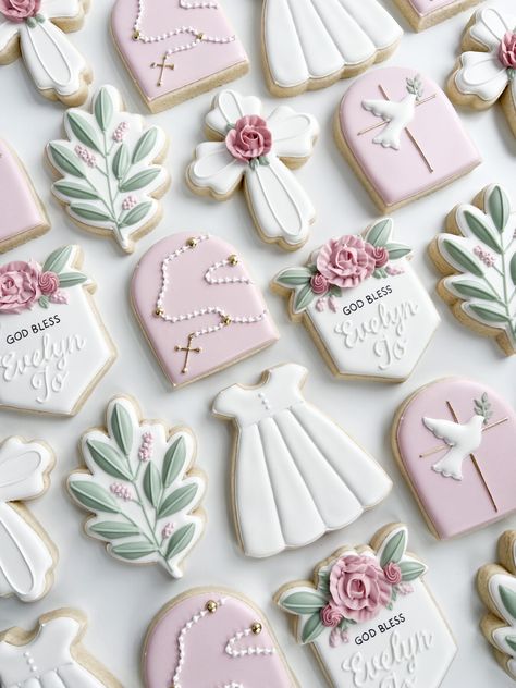 Baptism cookies, decorated sugar cookies, baptism baby girl Baptism Sugar Cookies Girl, Christening Cookies Girl, Baby Girl Baptism Cookies, Girl Baptism Theme, God Bless Cookies, Confirmation Cookies Decorated, Baptism Food Ideas, Baby Girl Baptism Ideas, Baptism Cookies Girl