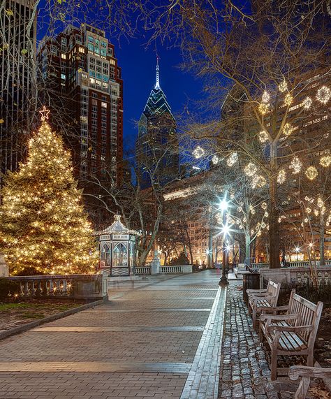 Christmas In America, Rittenhouse Square, Christmas In The City, Christmas Around The World, Brotherly Love, Philadelphia Pennsylvania, Noel Christmas, Philadelphia Pa, Oh The Places Youll Go