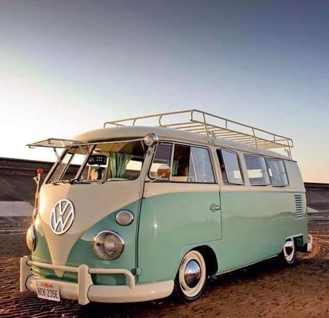 Volkswagen Van, Vw Vans, Vintage Vw, Volkswagen Bus, Vw Van, Vw Camper, Camper Vans, Vw Bus, Vroom Vroom