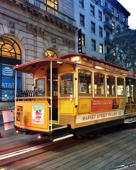 San Francisco ❤️🚋 #cablecars #SanFrancisco #SFO #wheninSanFrancisco #ileftmyheartinsanfrancisco #travel #travelgram #traveldiaries #cctravels #islandgirltravels #islandgirldiaries #USA #🇺🇸 #passionpassport San Francisco Trolley, Cable Cars, Cable Car, Car Exterior, Island Girl, Personal Project, San Francisco Bay Area, Lonely Planet, Bay Area