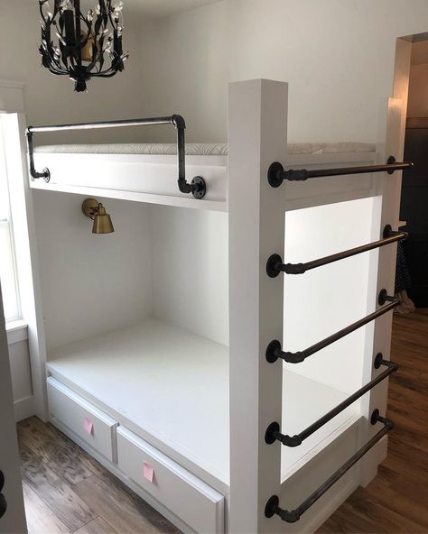 Chad Earle on Instagram: “Installed the 3/4 black gas pipe ladders on the bunk beds today along with safety rails. I’m seriously proud of this build. We had an…” Ladders For Bunk Beds, Diy Bunk Bed Ladder Ideas, Bunk Bed Railing Ideas, Diy Bunk Bed Ladder, Rv Bunk Bed Ladder Diy, Rv Ladders For Bunks, Diy Camper Bunk Ladder, Rv Bunk Bed Ladder, Loft Bed Safety Rail