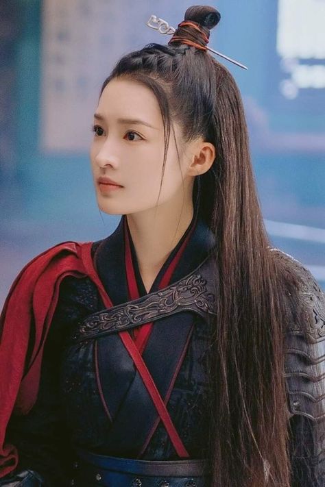 Long Asian Hairstyles, Japanese Warriors, Hair References, Hanfu Girl, Traditional Hairstyle, Martial Arts Women, Outfits Hombre, Chinese Hairstyle, Japanese Hairstyle