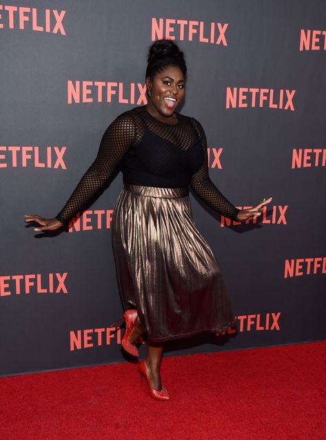 Danielle Brooks Gets Real About Sizeism in Fashion Netflix Event, Danielle Brooks, Plus Size Chic, Metallic Pleated Skirt, Black Actresses, Look Plus Size, Metallic Skirt, Big Girl Fashion, Orange Is The New Black