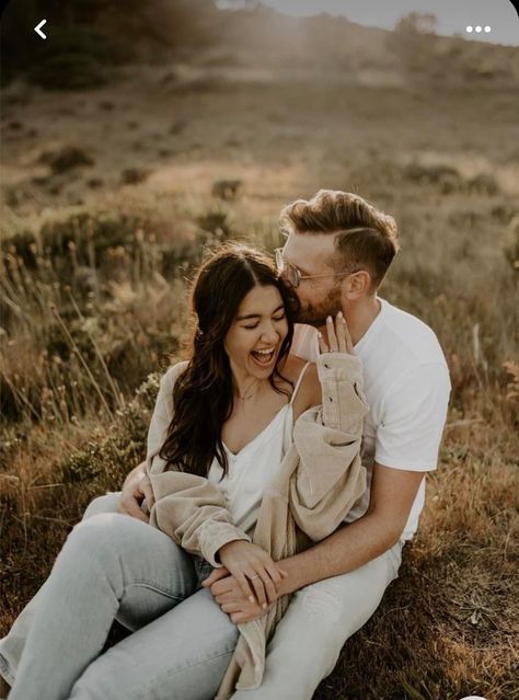 Womens Fall Engagement Outfits, Midsize Engagement Photos Outfits, Denim Outfit Couple Photoshoot, Couples Overalls Photoshoot, White Shirts And Jeans Engagement Photos, Engagement Shoot Neutral Outfit, Engagement Boho Photoshoot, Men’s Outfits For Engagement Photos, Couple Outfit Inspiration