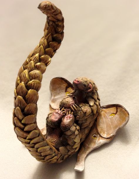 Pangolin Sculpture, Pangolin Art, Avocado Art, Moth Wings, Couple Sketch, Wings Art, Christmas Inspo, Clay Animals, Ceramic Animals